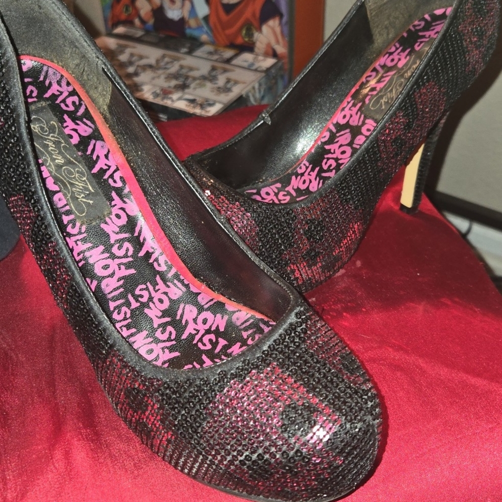 Black and Pink Women's Heels
